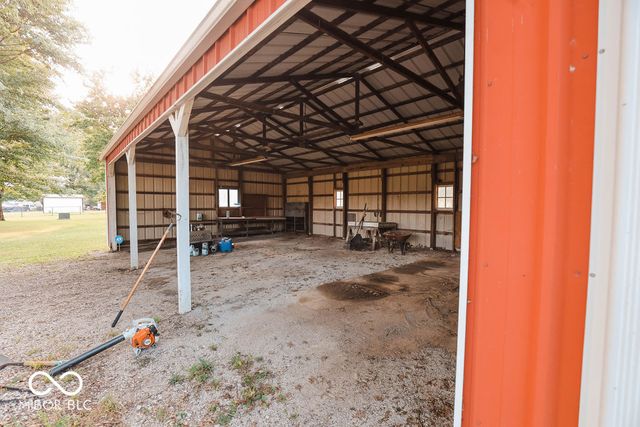 8495 Big Bend Road, Martinsville, IN 46151