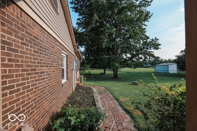 8495 Big Bend Road, Martinsville, IN 46151
