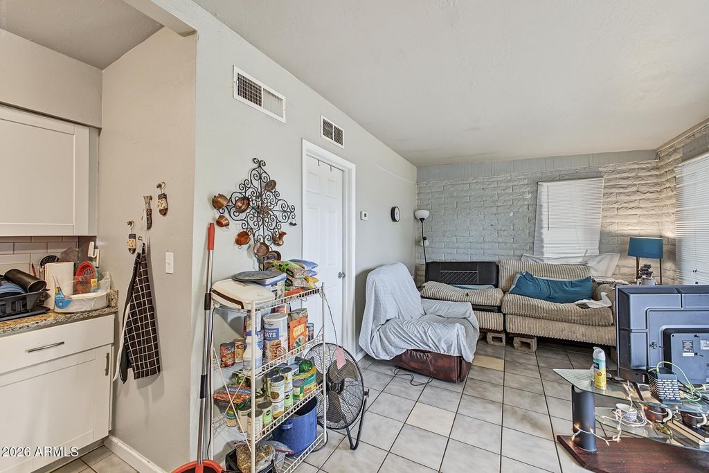 2522 W HAYWARD Avenue, Phoenix, AZ 85051 — photo 3