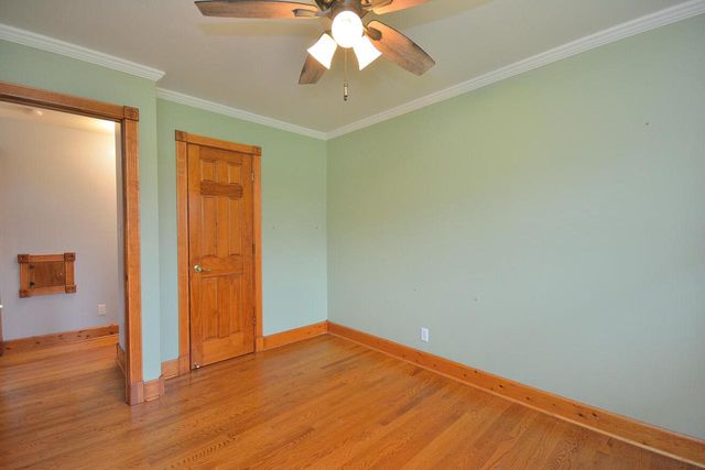 W164N5080 Lone Oak LANE, Menomonee Falls, WI 53051
