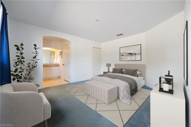 2017 NE 24th TER, Cape Coral, FL 33909