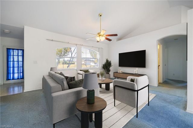 2017 NE 24th TER, Cape Coral, FL 33909