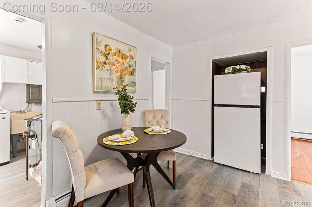22655 Purdue Avenue, Farmington Hills, MI 48336