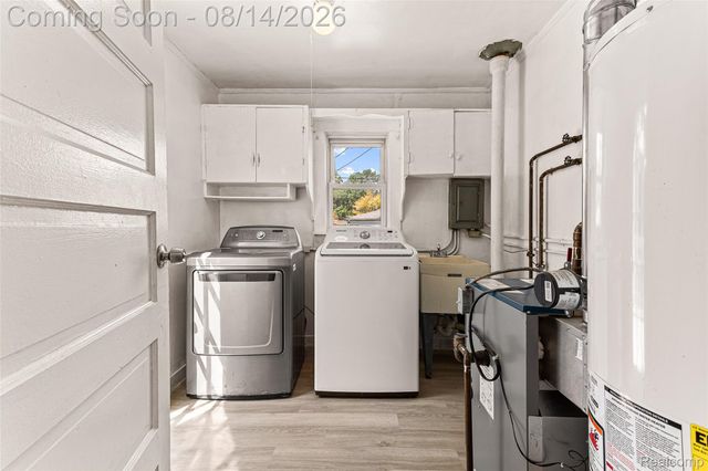 22655 Purdue Avenue, Farmington Hills, MI 48336