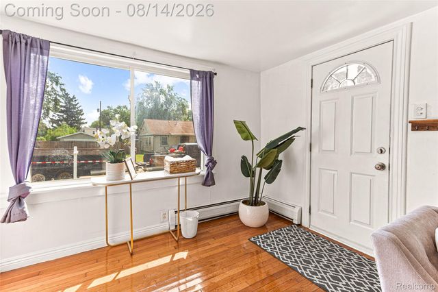 22655 Purdue Avenue, Farmington Hills, MI 48336
