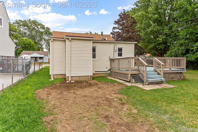 22655 Purdue Avenue, Farmington Hills, MI 48336