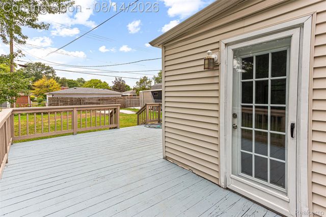 22655 Purdue Avenue, Farmington Hills, MI 48336