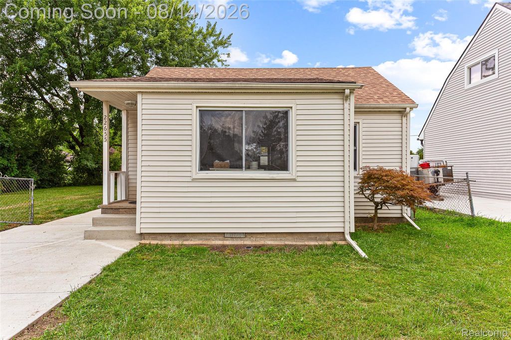 22655 Purdue Avenue, Farmington Hills, MI 48336