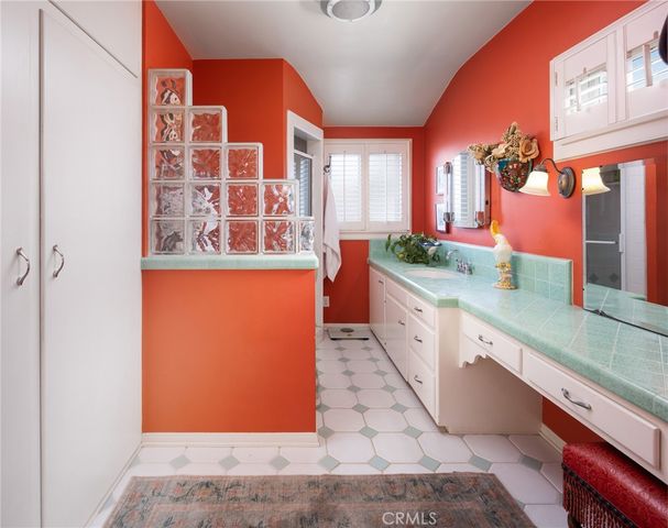 410 W 19th, Santa Ana, CA 92706