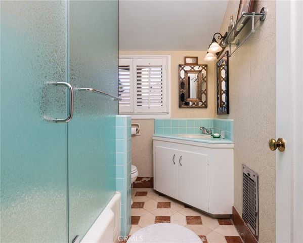 410 W 19th, Santa Ana, CA 92706