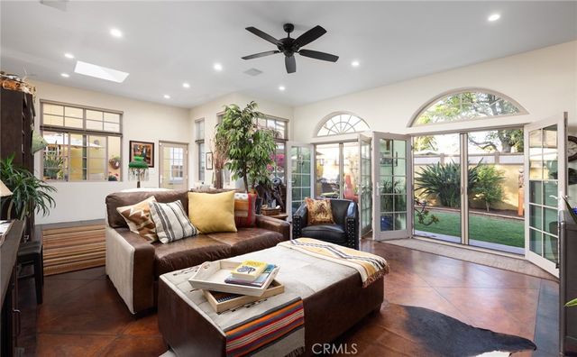 410 W 19th, Santa Ana, CA 92706