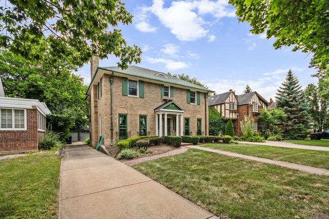 525 Wisner Street, Park Ridge, IL 60068