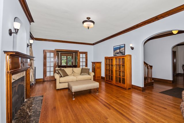 525 Wisner Street, Park Ridge, IL 60068