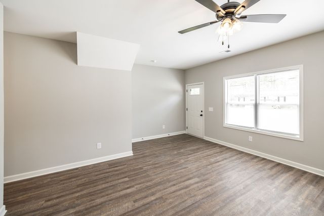 103 Portland Blvd, Portland, TN 37148