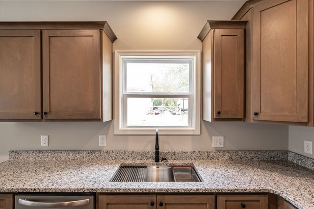 103 Portland Blvd, Portland, TN 37148