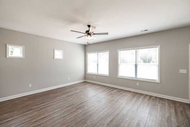 103 Portland Blvd, Portland, TN 37148