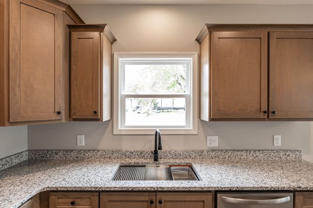103 Portland Blvd, Portland, TN 37148