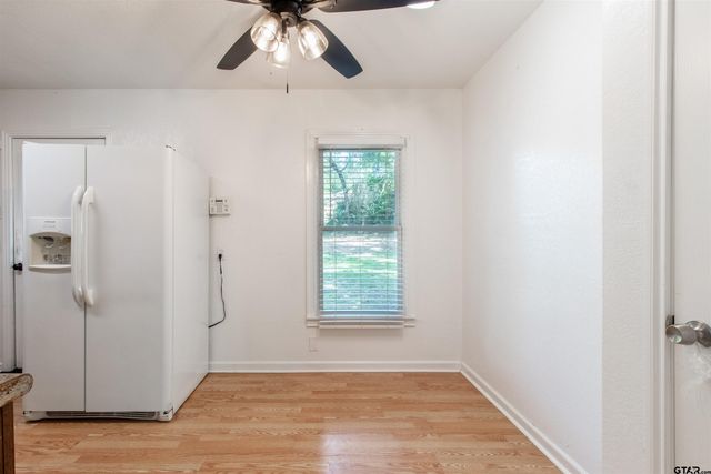 2216 Gish LN, Tyler, TX 75701