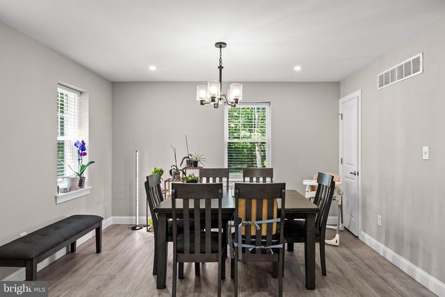 62 HIGGINS AVE, Clementon, NJ 08021