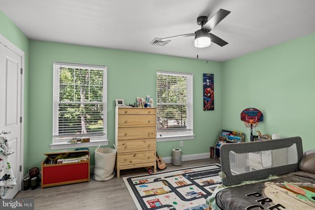62 HIGGINS AVE, Clementon, NJ 08021