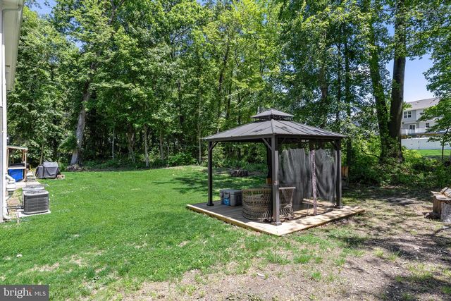 62 HIGGINS AVE, Clementon, NJ 08021