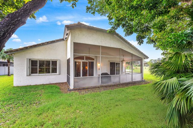 7707 NW 79th Street, Tamarac, FL 33321