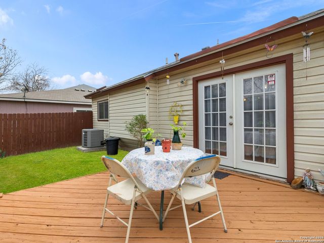 6831 Celes Meadow, Converse, TX 78109