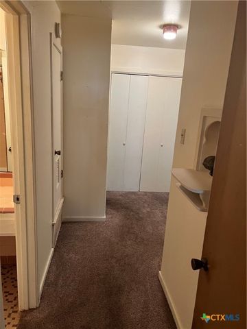 206 W Young, Temple, TX 76501