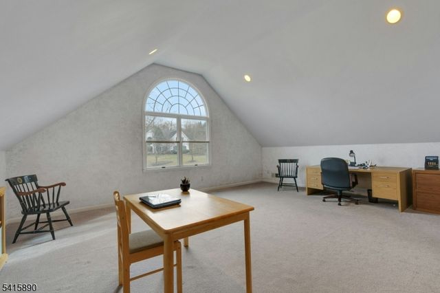 5 ADAMS COURT, Bridgewater Twp., NJ 08836