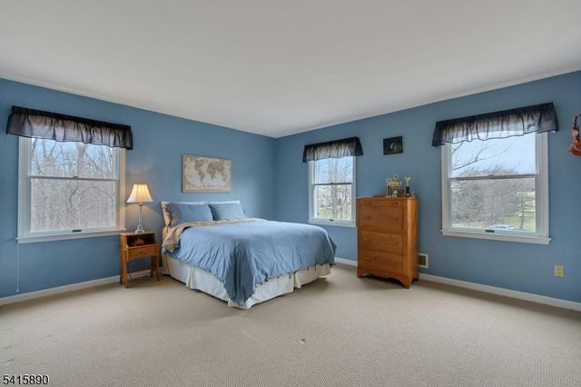 5 ADAMS COURT, Bridgewater Twp., NJ 08836