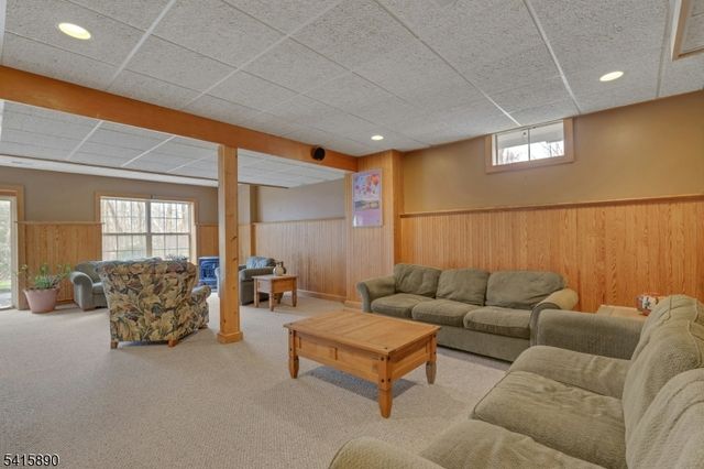 5 ADAMS COURT, Bridgewater Twp., NJ 08836