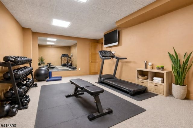 5 ADAMS COURT, Bridgewater Twp., NJ 08836