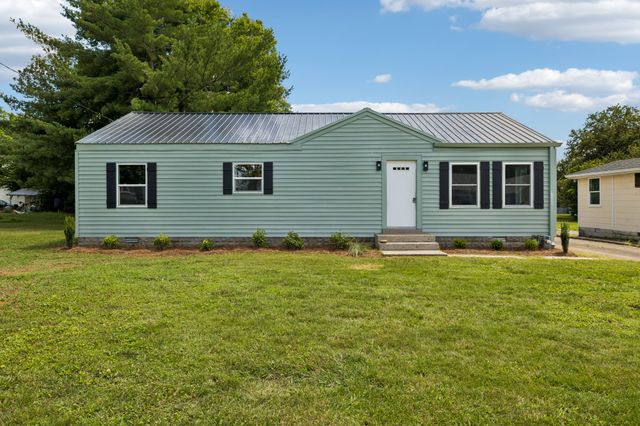 112 Eastland Ave, Lebanon, TN 37087