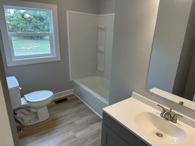 112 Eastland Ave, Lebanon, TN 37087