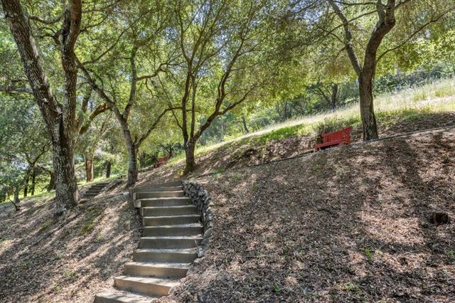 19 Preston Road, Woodside, CA 94062