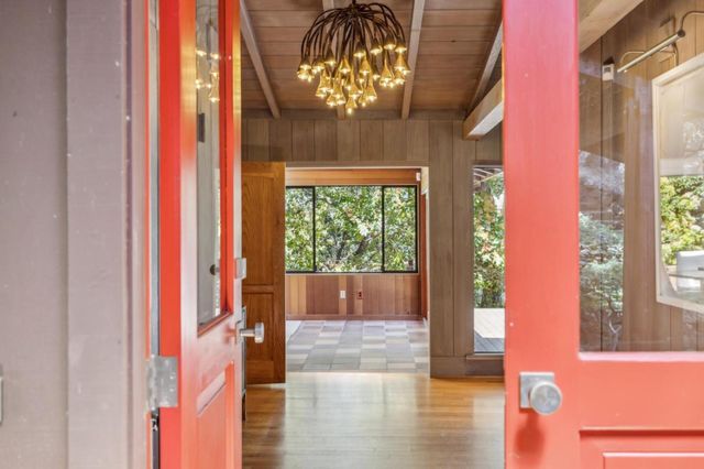 19 Preston Road, Woodside, CA 94062