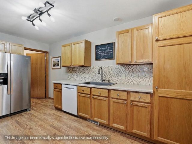 262 WHITE OAK AVENUE, Plover, WI 54467