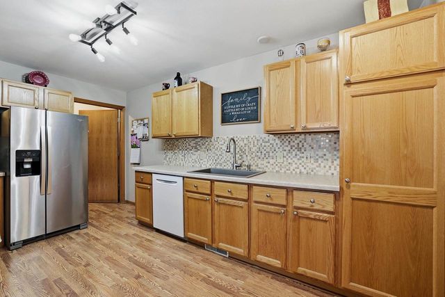 262 WHITE OAK AVENUE, Plover, WI 54467