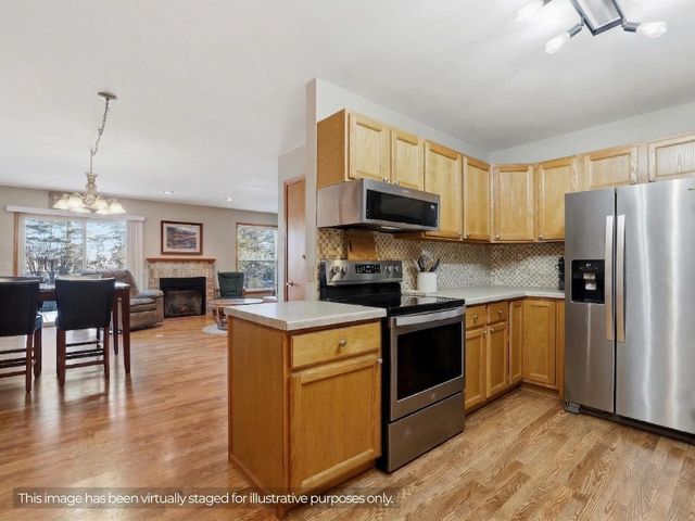 262 WHITE OAK AVENUE, Plover, WI 54467