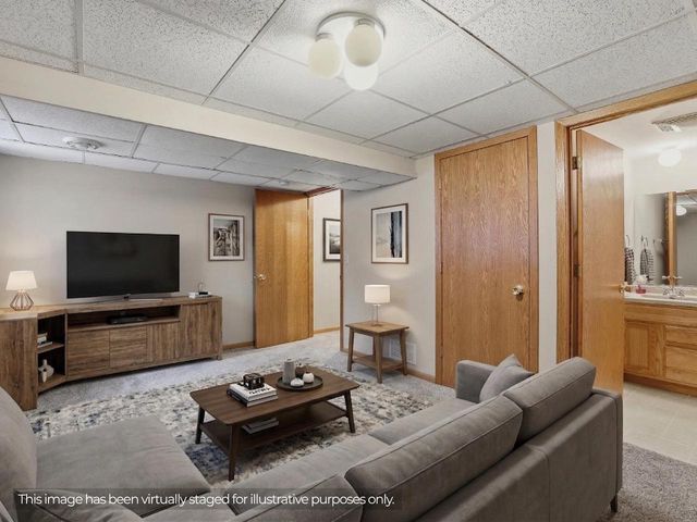 262 WHITE OAK AVENUE, Plover, WI 54467