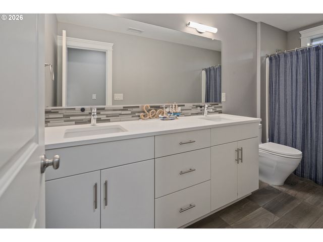 3602 Nw 107TH St, Vancouver, WA 98685