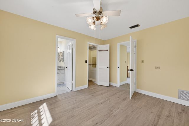 2300 Brian Avenue, South Daytona, FL 32119