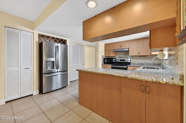 2300 Brian Avenue, South Daytona, FL 32119