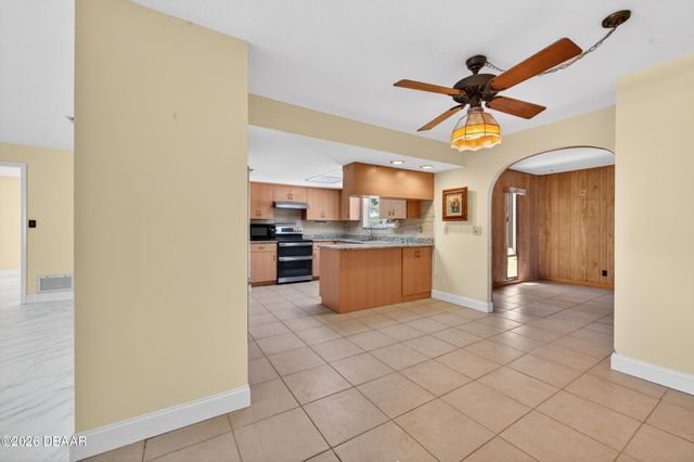 2300 Brian Avenue, South Daytona, FL 32119