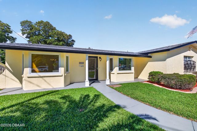 2300 Brian Avenue, South Daytona, FL 32119