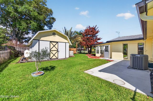 2300 Brian Avenue, South Daytona, FL 32119