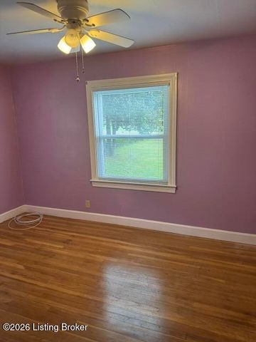 4609 Glen Rose Rd, Louisville, KY 40229