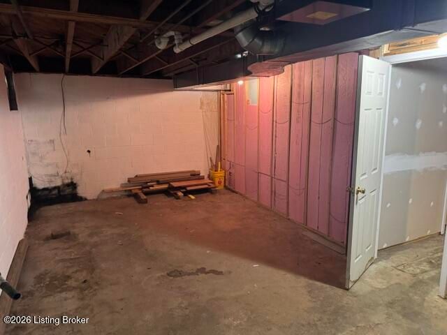 4609 Glen Rose Rd, Louisville, KY 40229