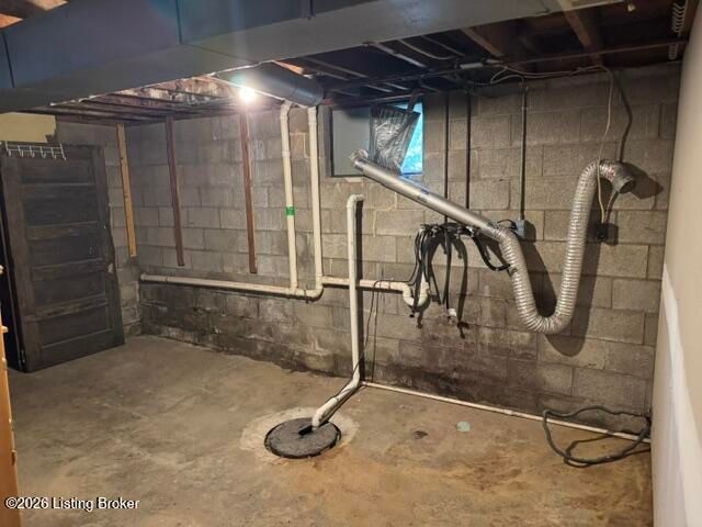 4609 Glen Rose Rd, Louisville, KY 40229