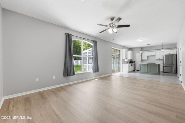 8912 SHINDLER CROSSING Drive, Jacksonville, FL 32222